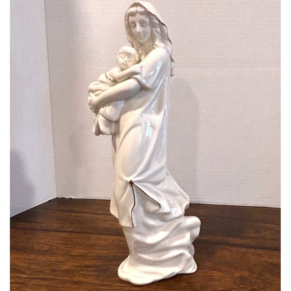 Mikasa Madonna & Child Figurine FineChina‎ Elegant Christian Nativity Keepsake